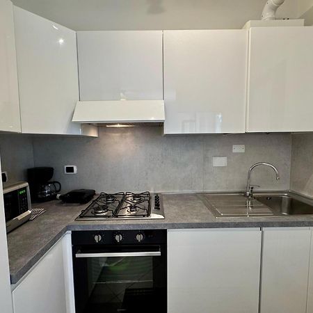 Premium Apartments Peschiera 페스키에라델가르다 외부 사진